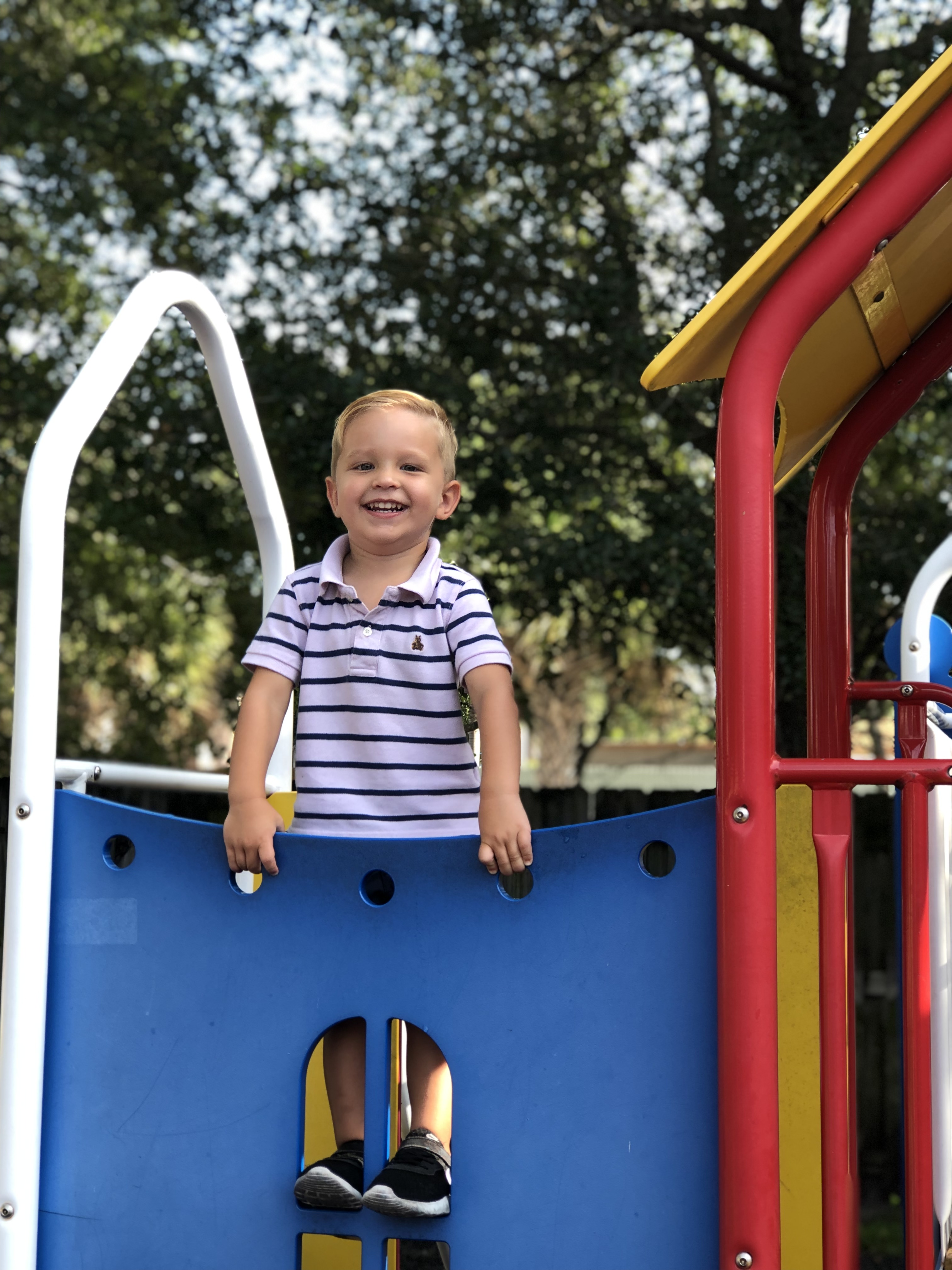 holycross-kid-in-playground-smiling