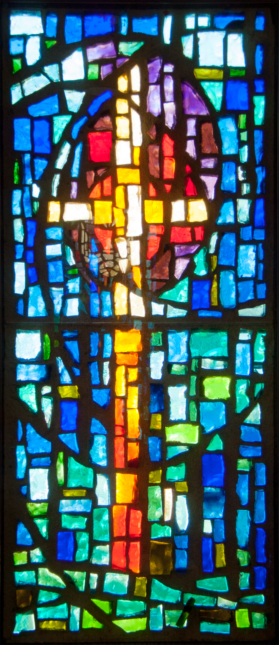 holycross-stainedglass1_cropped
